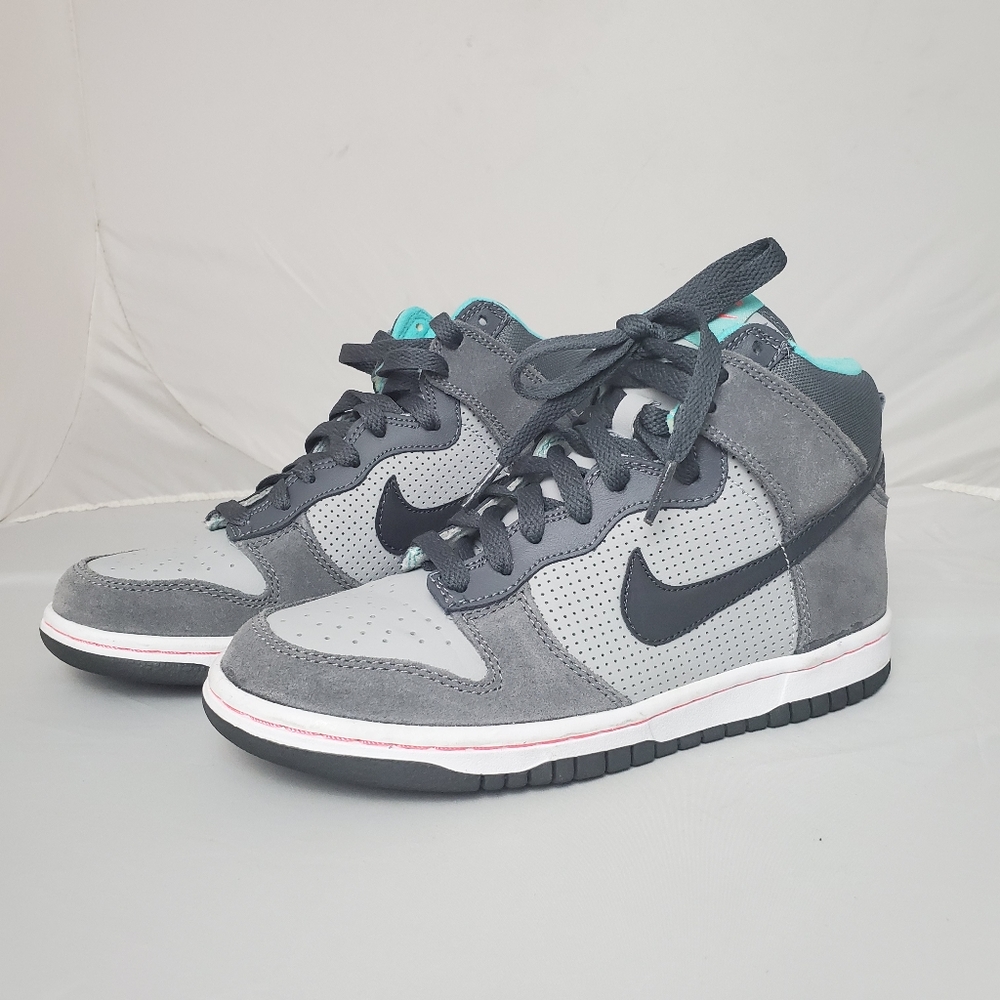 Boys Nike SB hightops